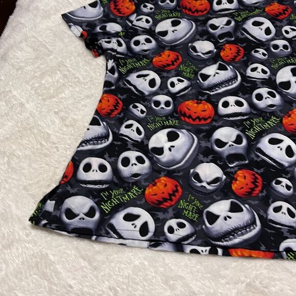 Disney nightmare before Christmas  scrub top medium - Picture 8 of 11